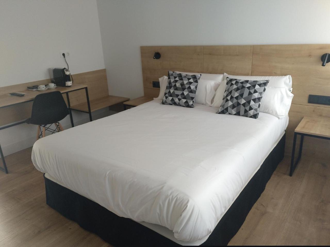 Hotel Entrerailes Casalarreina Εξωτερικό φωτογραφία